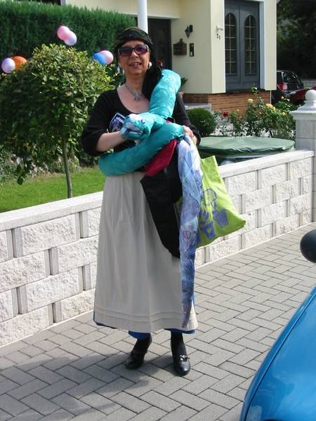 Die Schlangenbeschwörerin.